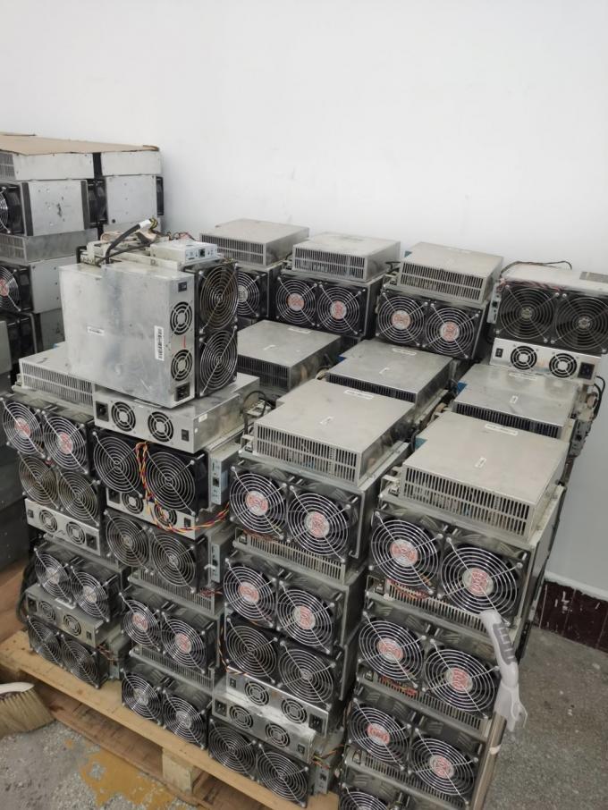 Машина минирования горнорабочего S19jpro 104t S19jpro 96t S19 S19 Z15 420K S19jpro 110t D7 1183G D7 1234G D7 Asic панды B7PRO 360mh/S 1650W Eth горнорабочего GPU